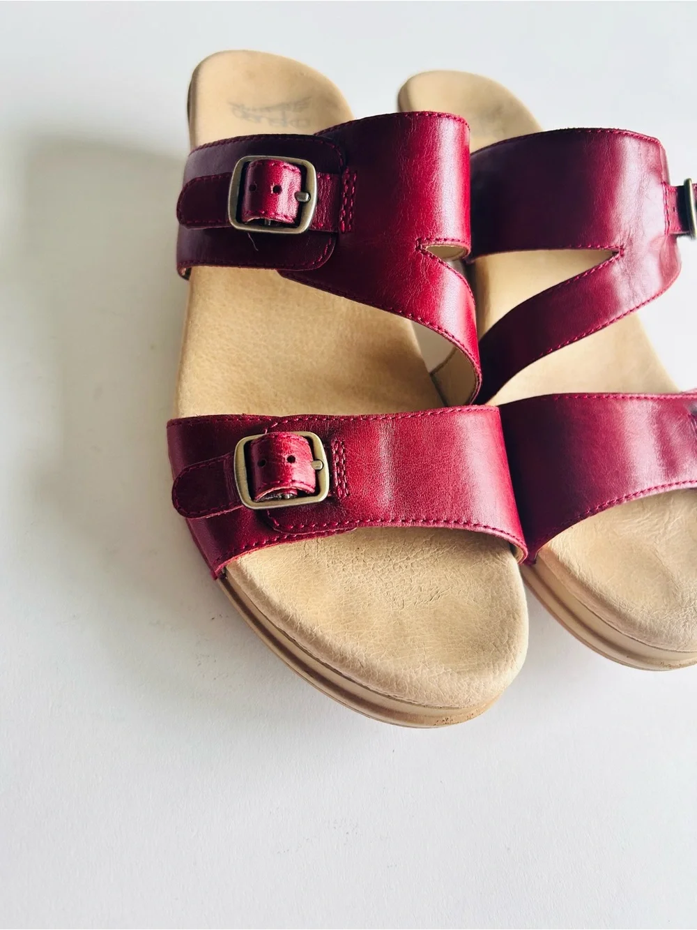 Dansko Burgundy Leather Rubber Outsole Clog Sandals size EUR 39, US 8.5 - Picture 5 of 15